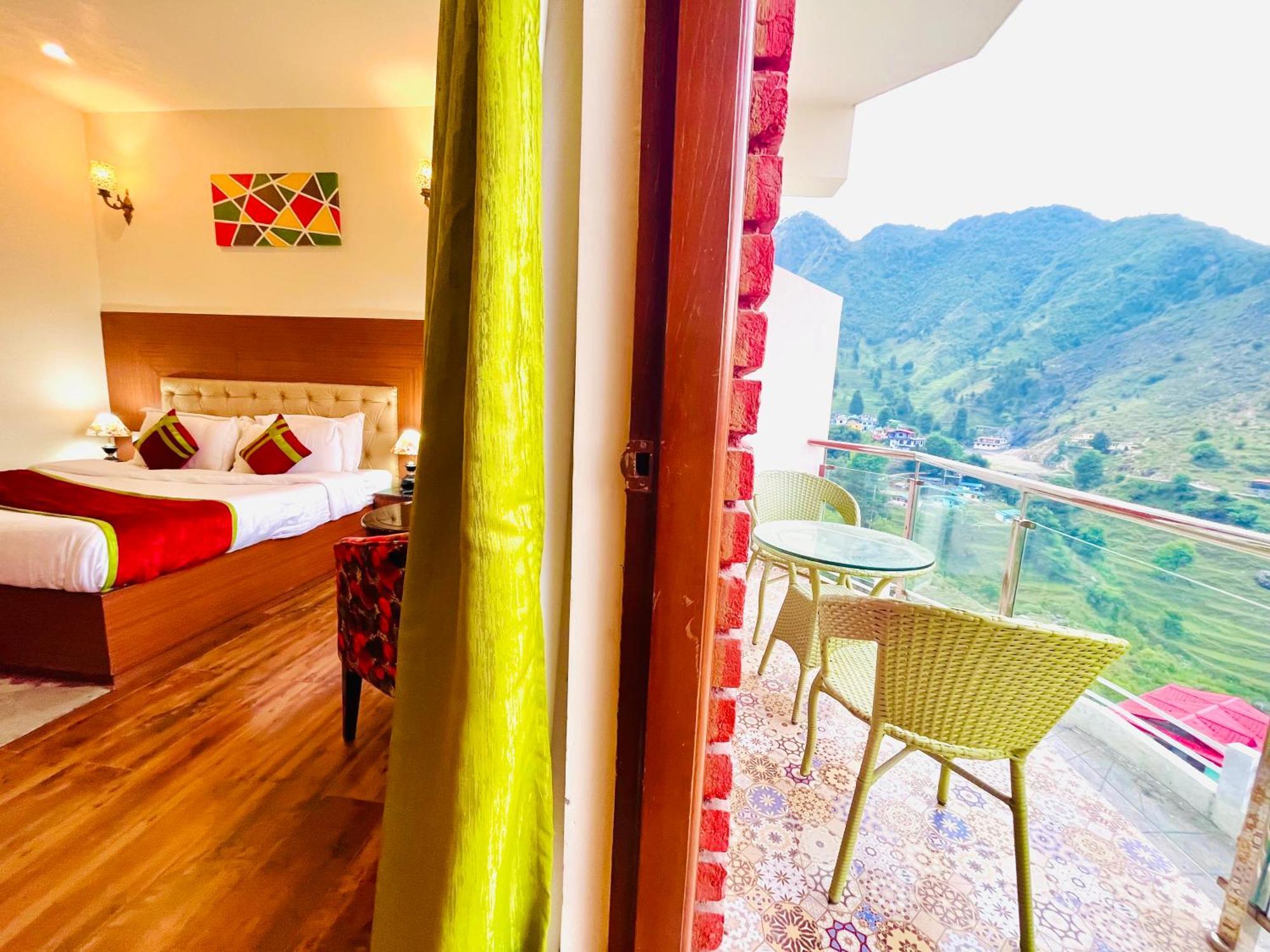 The Kempty Osasis - A Boutique Resort With Scenic Mountain View In Mussoorie Eksteriør billede