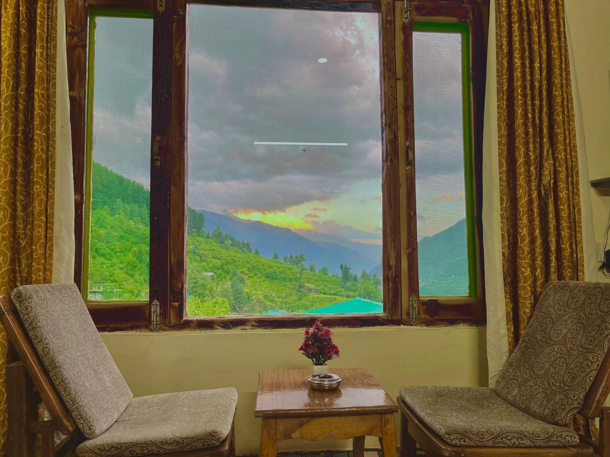 The Kempty Osasis - A Boutique Resort With Scenic Mountain View In Mussoorie Eksteriør billede